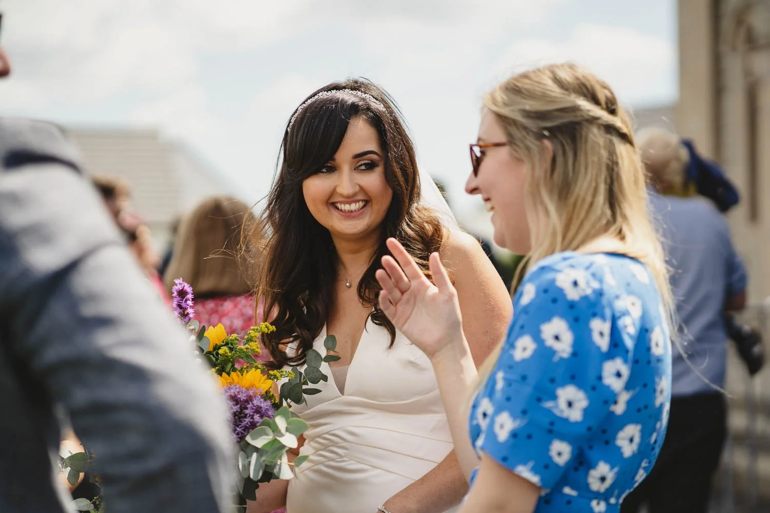  Geraldine and Greg’s cool wedding in the Treehouse at AMPM/Cabaret Supper Club in Belfast.  After their ceremony in Saintfield, we took the couple to Botanic Gardens in Belfast for their Wedding Photos.   