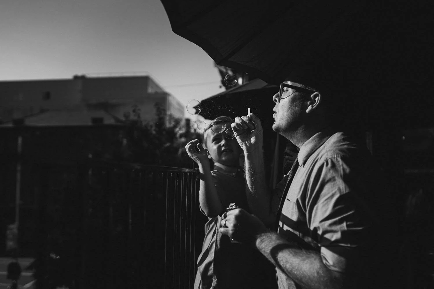  Geraldine and Greg’s cool wedding in the Treehouse at AMPM/Cabaret Supper Club in Belfast.  After their ceremony in Saintfield, we took the couple to Botanic Gardens in Belfast for their Wedding Photos.   