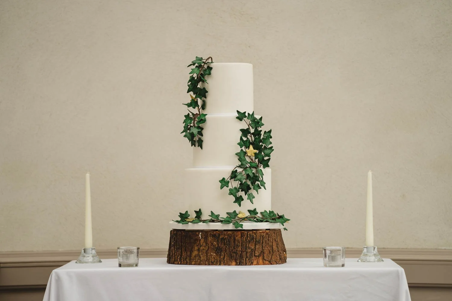  Claire and Bradley’s gorgeous wedding in Rockhill House in Letterkenny, Co. Donegal. Preparations, ceremony and reception were all held in this fantastic venue in Donegal. 