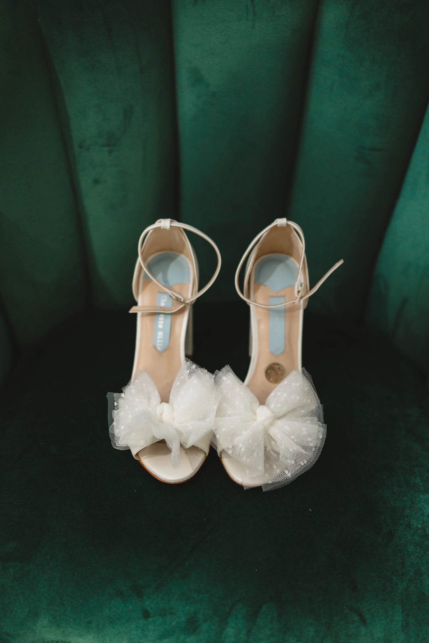  Shannon and Aaron’s beautiful Humanist Wedding in the Drawing Room at Titanic hotel in Belfast.  Their celebrant was the Amazing Laura Fitzsimons from Humanists UK.  