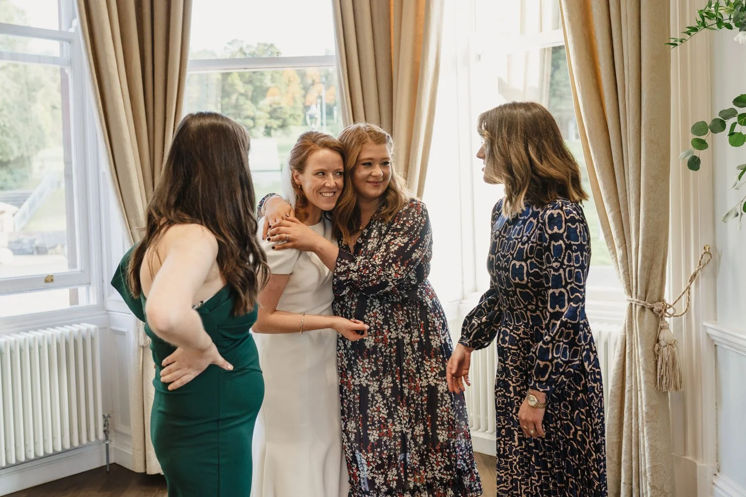  Anna and Josh’s gorgeous Autumn wedding in Omagh Meeting House at Cultra, with photos afterwards in the Ulster Folk and Transport Museum. The reception was in Cultra House with sparklers, sax and shenanigans! 