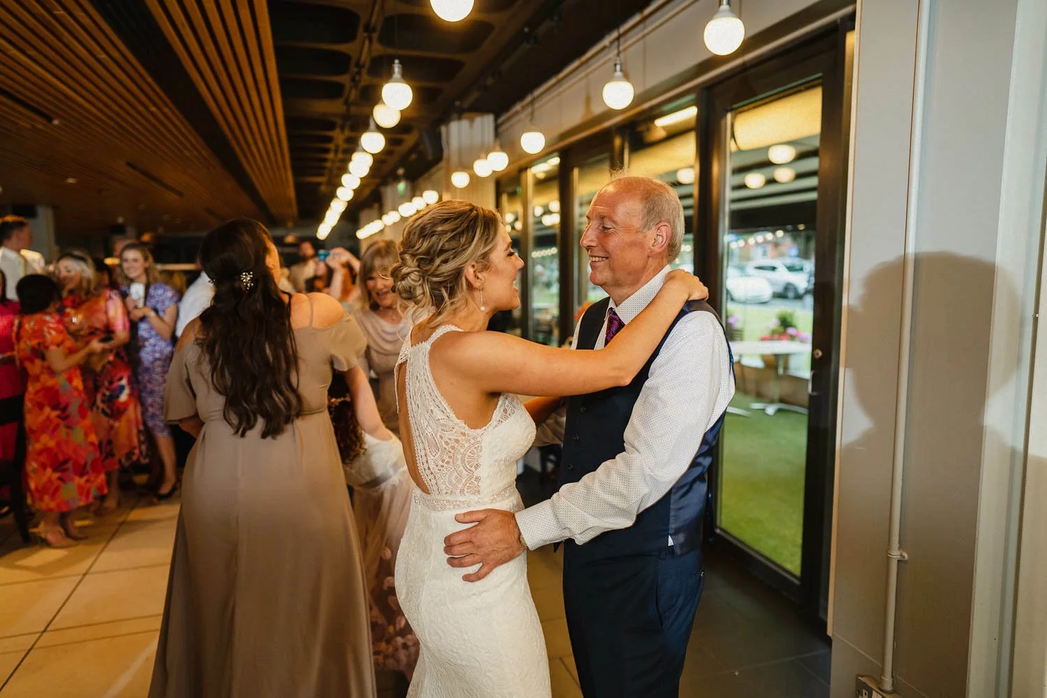 Sarah and Andrew 935.jpg