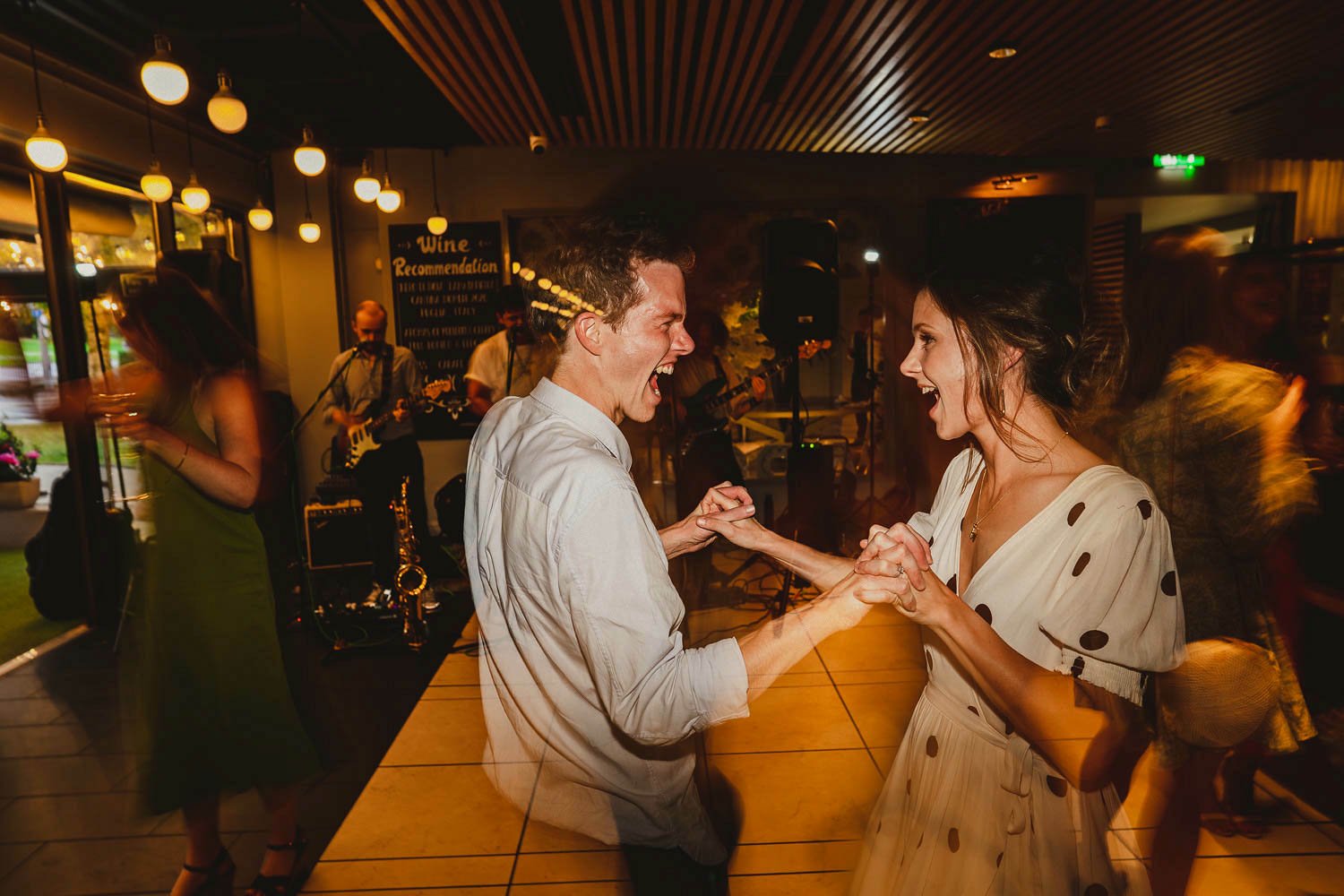 Sarah and Andrew 975.jpg