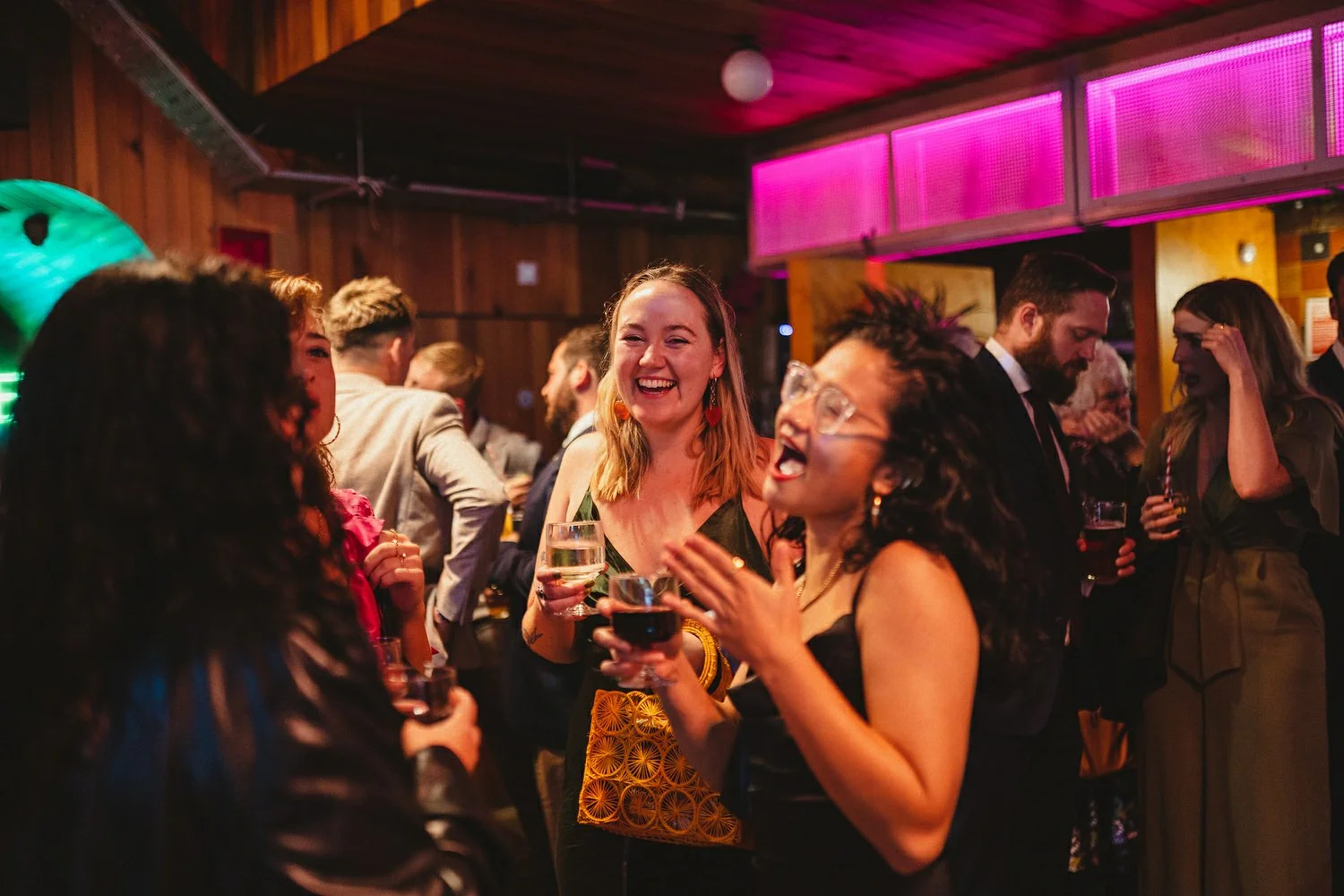  Laura and Alex from Inbetween Days photography got married in Brighton in 2021. They got ready in the Grand Hotel Brighton with a same-sex wedding ceremony in Brighton Town Hall.  A dinner with close friends in Med Brighton was followed by a LOT of 