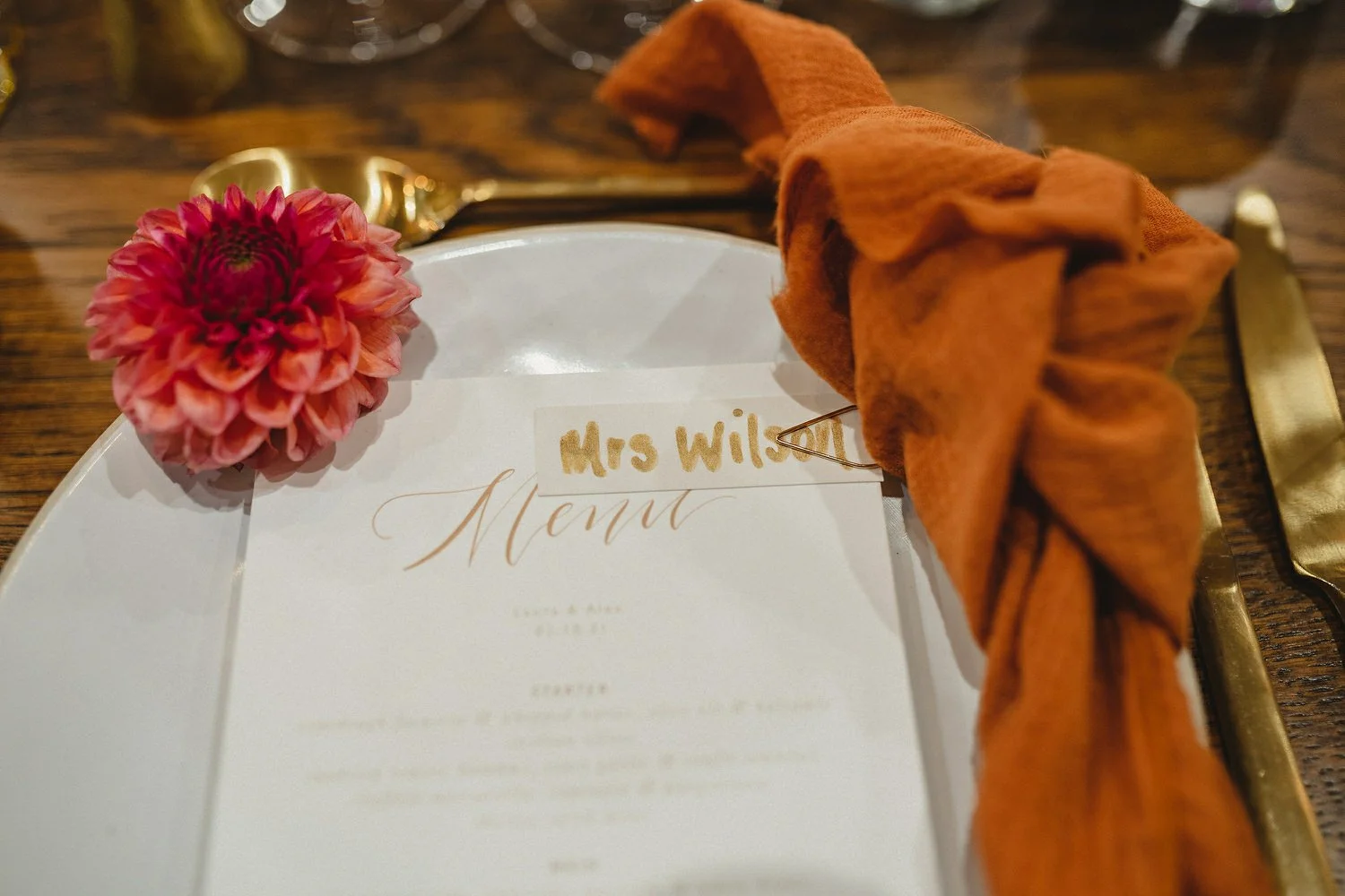  Laura and Alex from Inbetween Days photography got married in Brighton in 2021. They got ready in the Grand Hotel Brighton with a same-sex wedding ceremony in Brighton Town Hall.  A dinner with close friends in Med Brighton was followed by a LOT of 