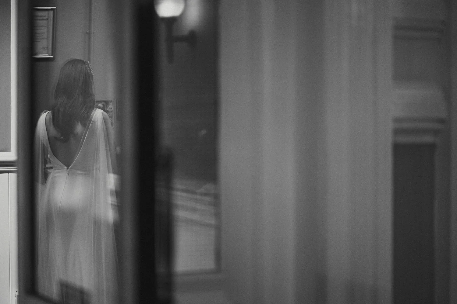  Laura and Alex from Inbetween Days photography got married in Brighton in 2021. They got ready in the Grand Hotel Brighton with a same-sex wedding ceremony in Brighton Town Hall.  A dinner with close friends in Med Brighton was followed by a LOT of 