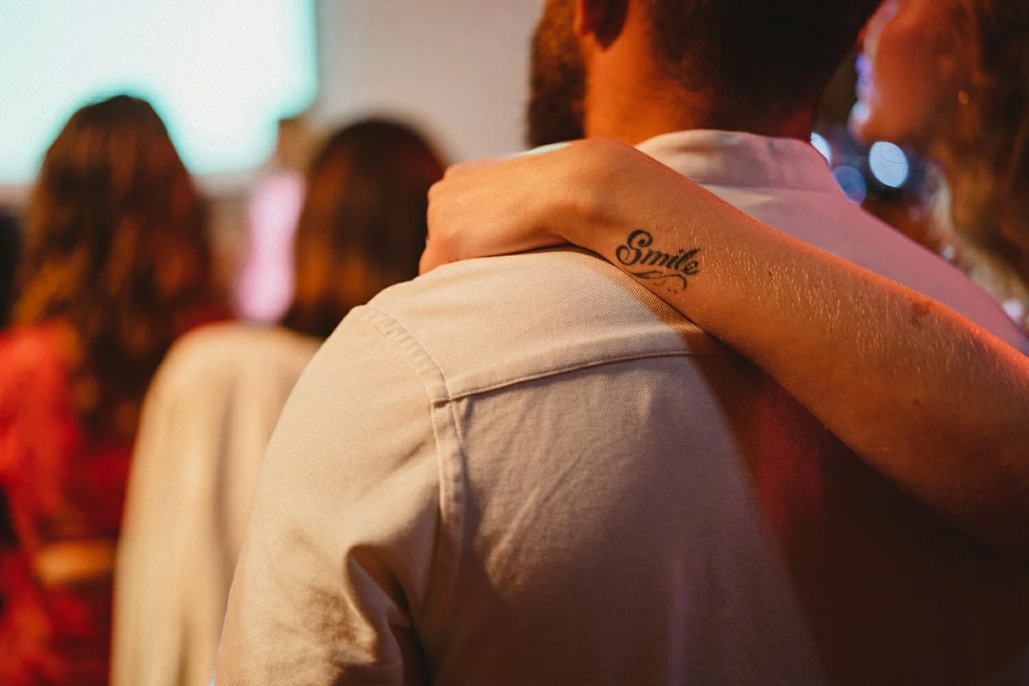  Laura and Alex from Inbetween Days photography got married in Brighton in 2021. They got ready in the Grand Hotel Brighton with a same-sex wedding ceremony in Brighton Town Hall.  A dinner with close friends in Med Brighton was followed by a LOT of 