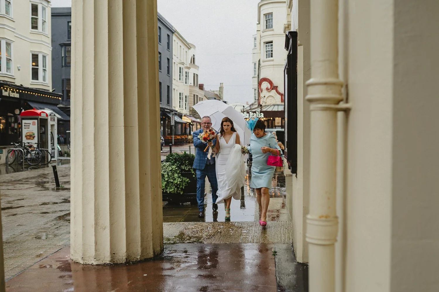  Laura and Alex from Inbetween Days photography got married in Brighton in 2021. They got ready in the Grand Hotel Brighton with a same-sex wedding ceremony in Brighton Town Hall.  A dinner with close friends in Med Brighton was followed by a LOT of 