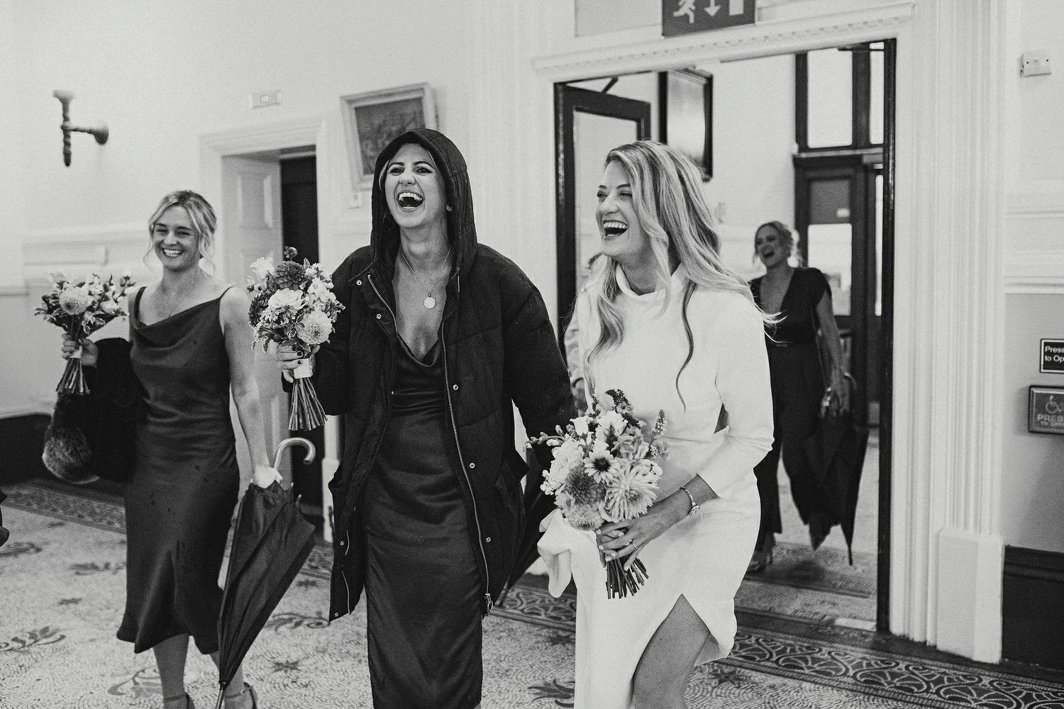  Laura and Alex from Inbetween Days photography got married in Brighton in 2021. They got ready in the Grand Hotel Brighton with a same-sex wedding ceremony in Brighton Town Hall.  A dinner with close friends in Med Brighton was followed by a LOT of 
