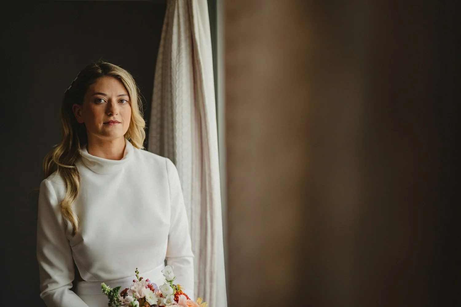  Laura and Alex from Inbetween Days photography got married in Brighton in 2021. They got ready in the Grand Hotel Brighton with a same-sex wedding ceremony in Brighton Town Hall.  A dinner with close friends in Med Brighton was followed by a LOT of 