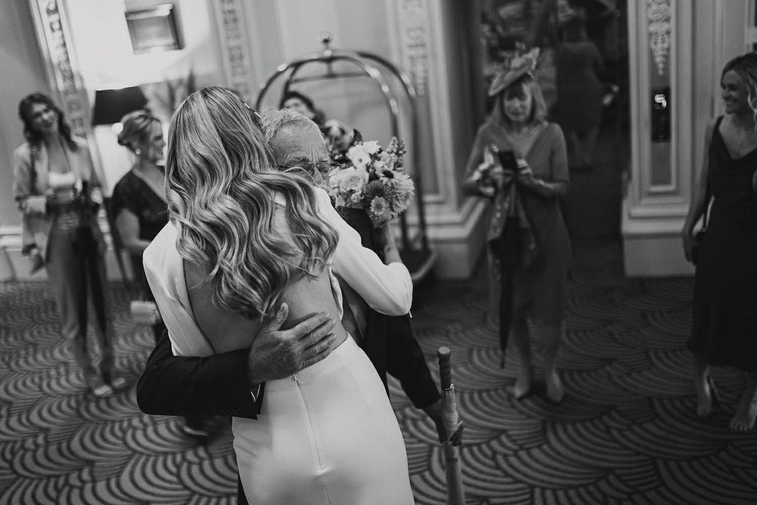  Laura and Alex from Inbetween Days photography got married in Brighton in 2021. They got ready in the Grand Hotel Brighton with a same-sex wedding ceremony in Brighton Town Hall.  A dinner with close friends in Med Brighton was followed by a LOT of 