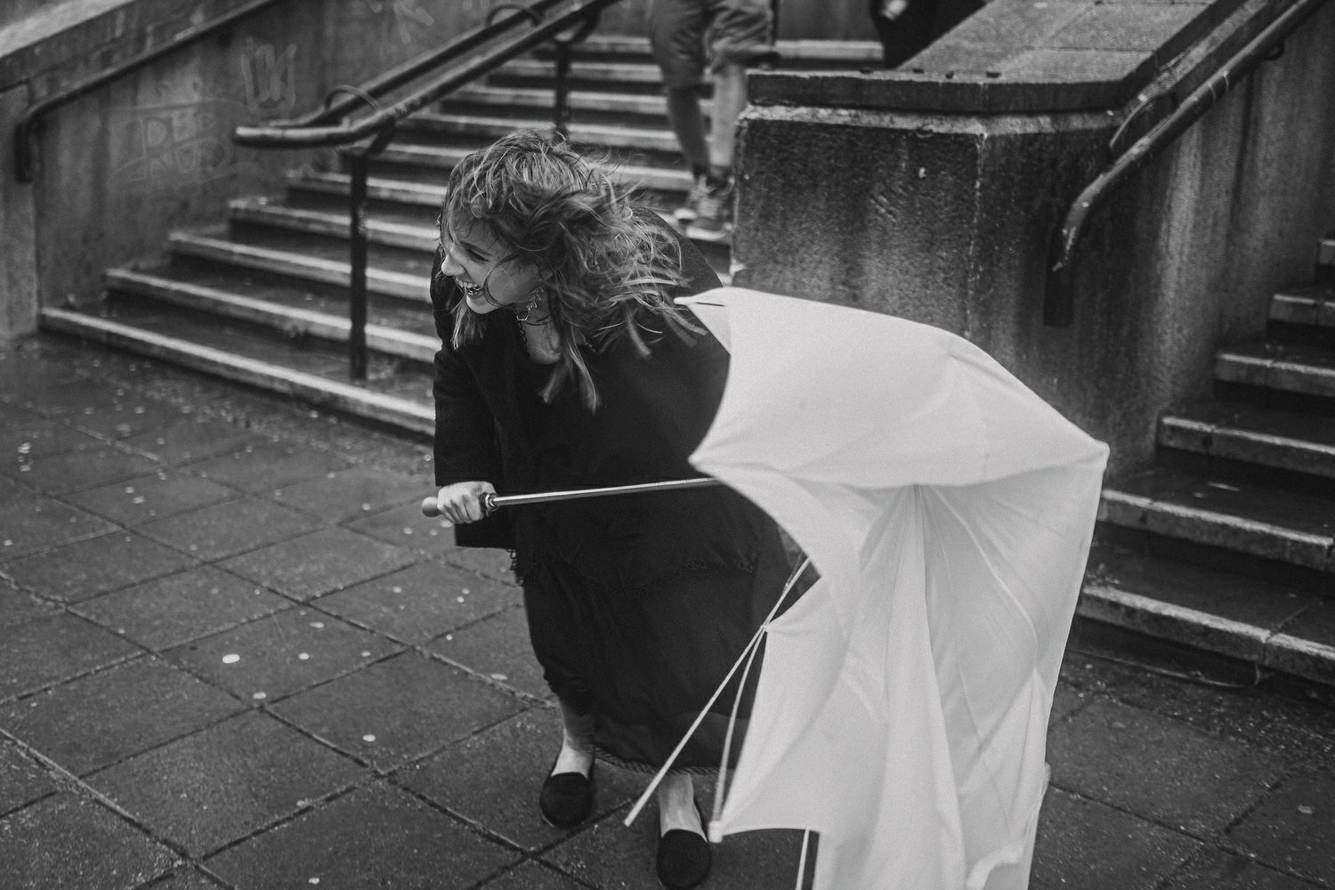  Laura and Alex from Inbetween Days photography got married in Brighton in 2021. They got ready in the Grand Hotel Brighton with a same-sex wedding ceremony in Brighton Town Hall.  A dinner with close friends in Med Brighton was followed by a LOT of 