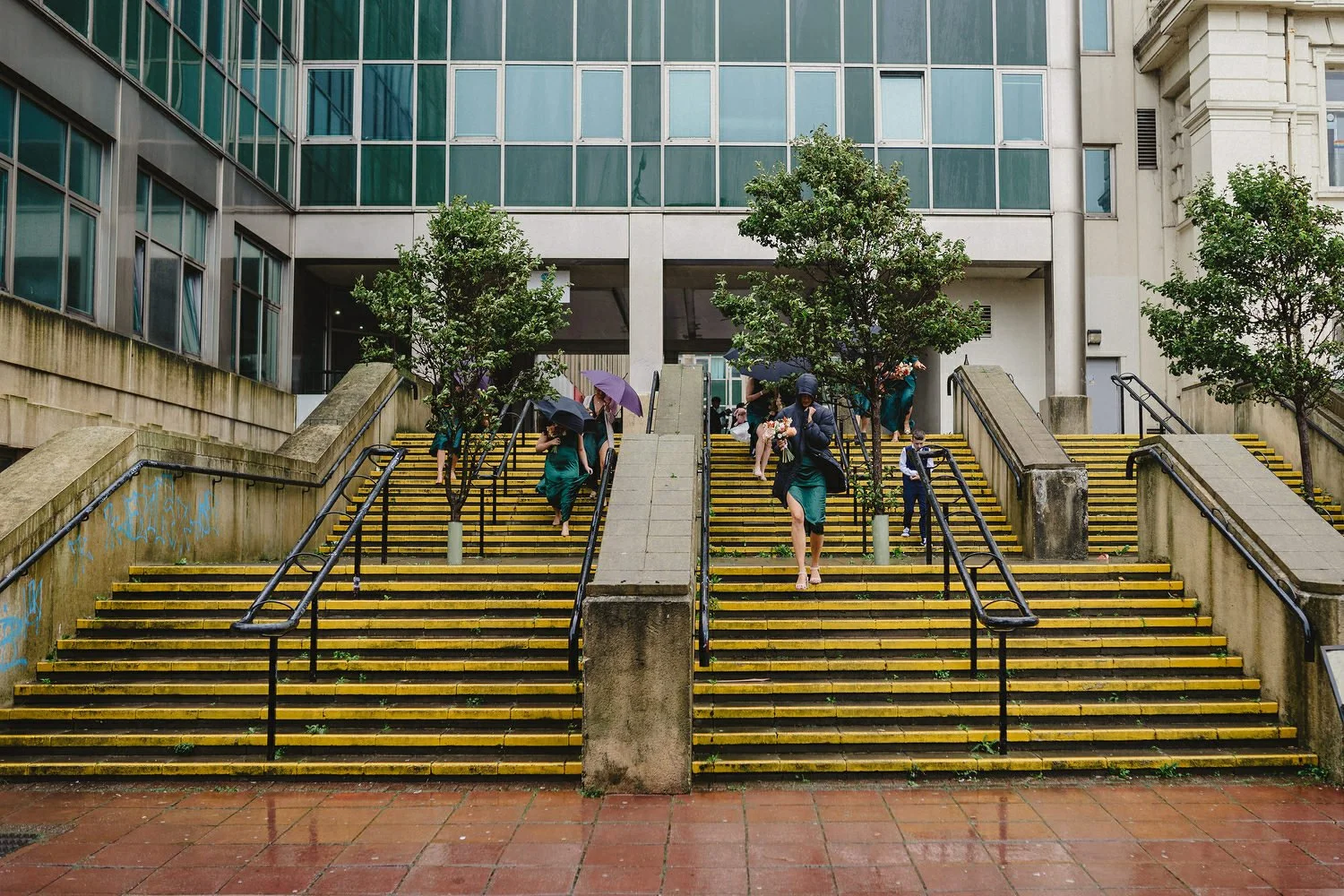 Laura and Alex from Inbetween Days photography got married in Brighton in 2021. They got ready in the Grand Hotel Brighton with a same-sex wedding ceremony in Brighton Town Hall.  A dinner with close friends in Med Brighton was followed by a LOT of 