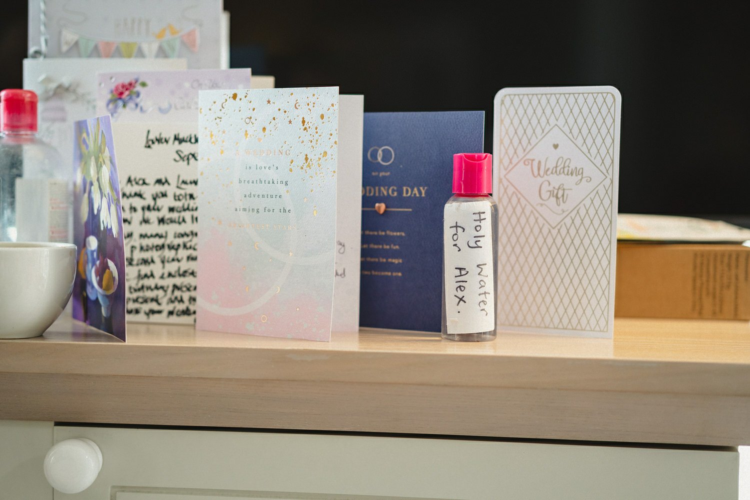  Laura and Alex from Inbetween Days photography got married in Brighton in 2021. They got ready in the Grand Hotel Brighton with a same-sex wedding ceremony in Brighton Town Hall.  A dinner with close friends in Med Brighton was followed by a LOT of 