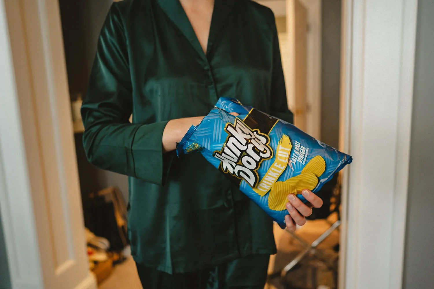  Laura and Alex from Inbetween Days photography got married in Brighton in 2021. They got ready in the Grand Hotel Brighton with a same-sex wedding ceremony in Brighton Town Hall.  A dinner with close friends in Med Brighton was followed by a LOT of 