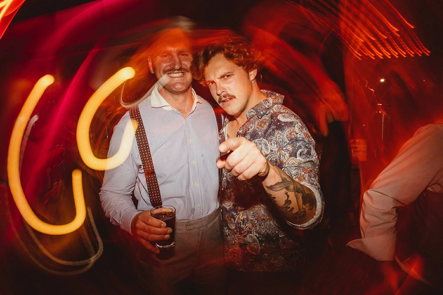  Laura and Alex from Inbetween Days photography got married in Brighton in 2021. They got ready in the Grand Hotel Brighton with a same-sex wedding ceremony in Brighton Town Hall.  A dinner with close friends in Med Brighton was followed by a LOT of 