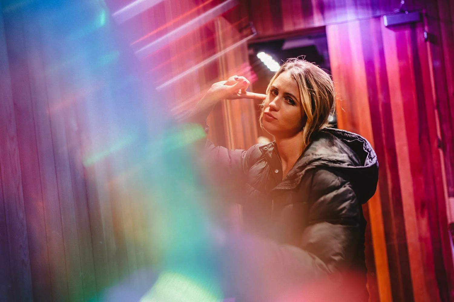  Laura and Alex from Inbetween Days photography got married in Brighton in 2021. They got ready in the Grand Hotel Brighton with a same-sex wedding ceremony in Brighton Town Hall.  A dinner with close friends in Med Brighton was followed by a LOT of 