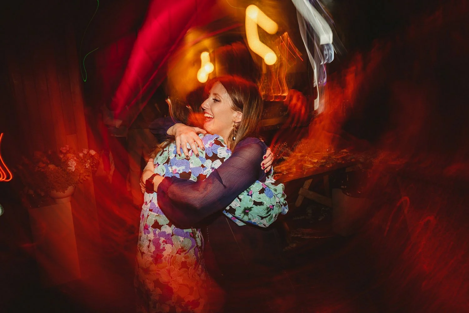  Laura and Alex from Inbetween Days photography got married in Brighton in 2021. They got ready in the Grand Hotel Brighton with a same-sex wedding ceremony in Brighton Town Hall.  A dinner with close friends in Med Brighton was followed by a LOT of 