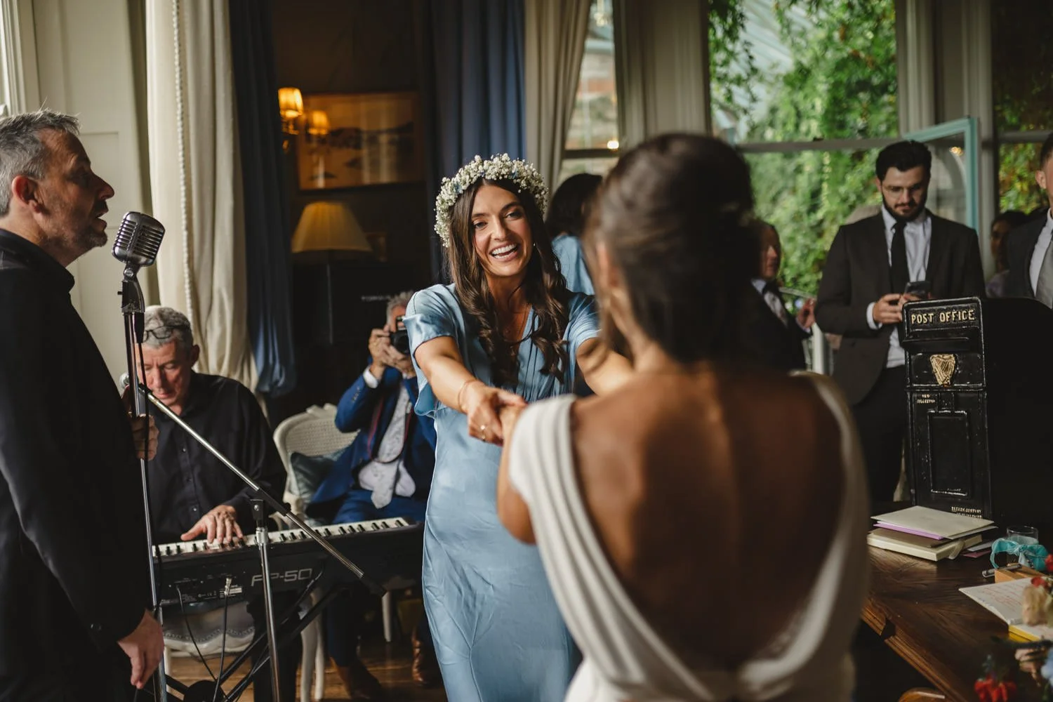  Beth Bradley and Colm Hicks wedding in the Sacred Heart Church in Omagh with wedding reception in Castle Leslie Estate in Glaslough, Monaghan.  Entertainment by Jazz Gazette and The Rare Aul Stuff 