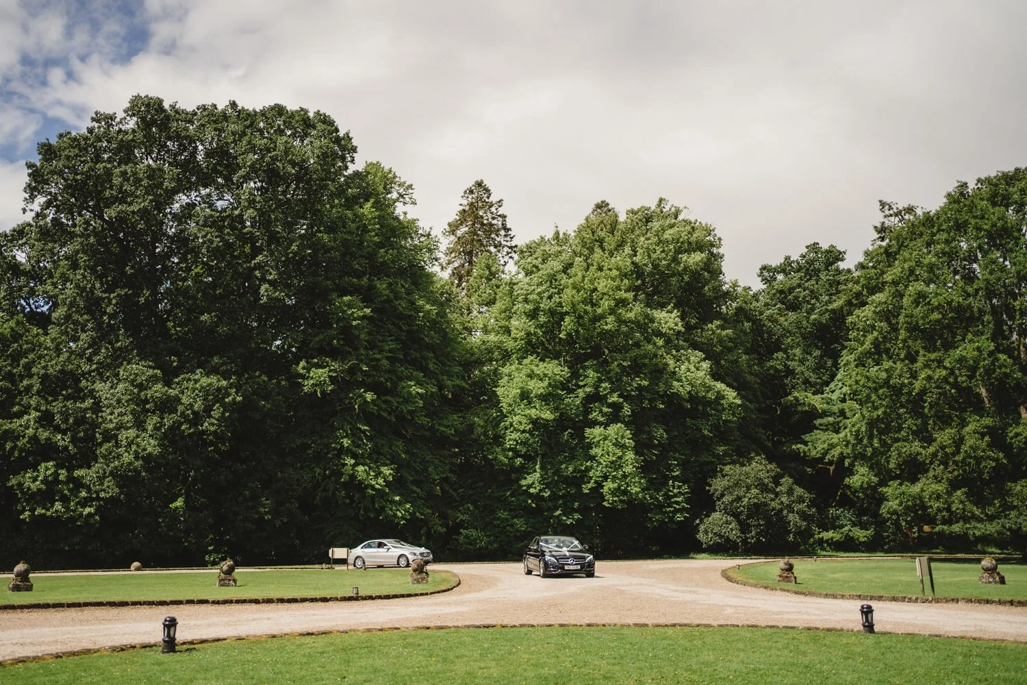  Beth Bradley and Colm Hicks wedding in the Sacred Heart Church in Omagh with wedding reception in Castle Leslie Estate in Glaslough, Monaghan.  Entertainment by Jazz Gazette and The Rare Aul Stuff 