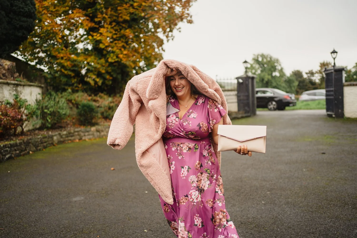  Grainne and Joe’s wedding in Solis Lough Eske Castle in Donegal with photos in Biddy’s o’Barnes 