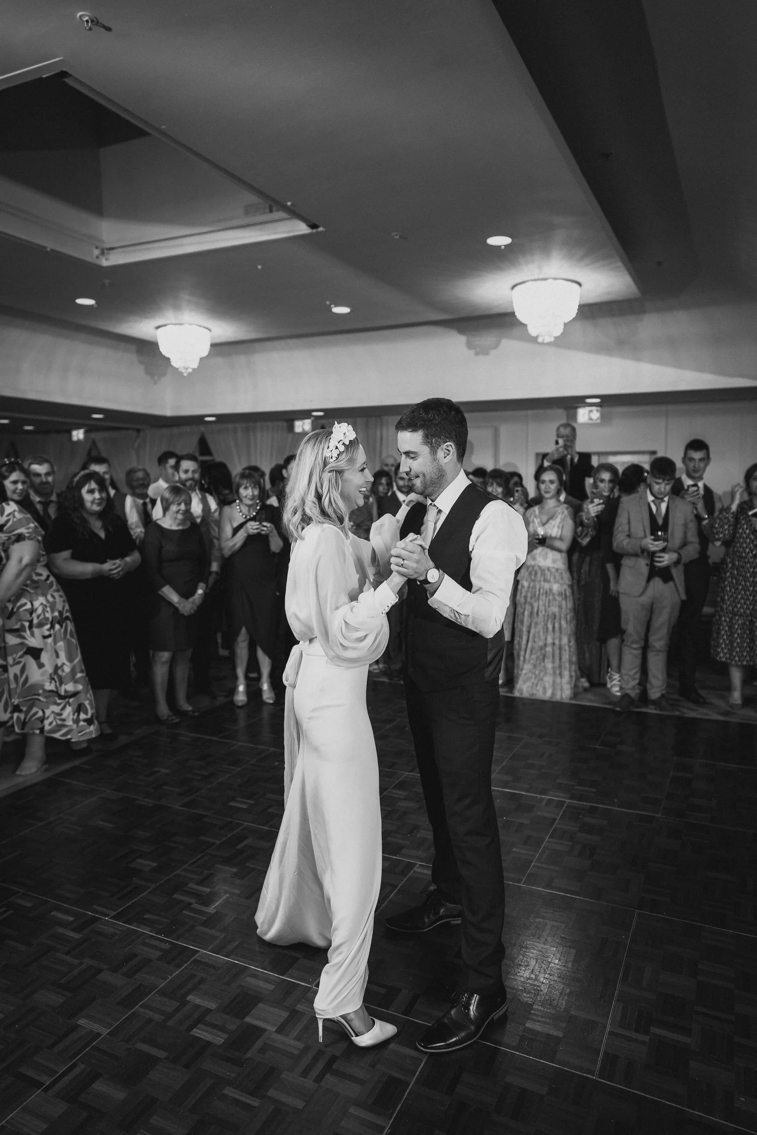  Grainne and Joe’s wedding in Solis Lough Eske Castle in Donegal with photos in Biddy’s o’Barnes 