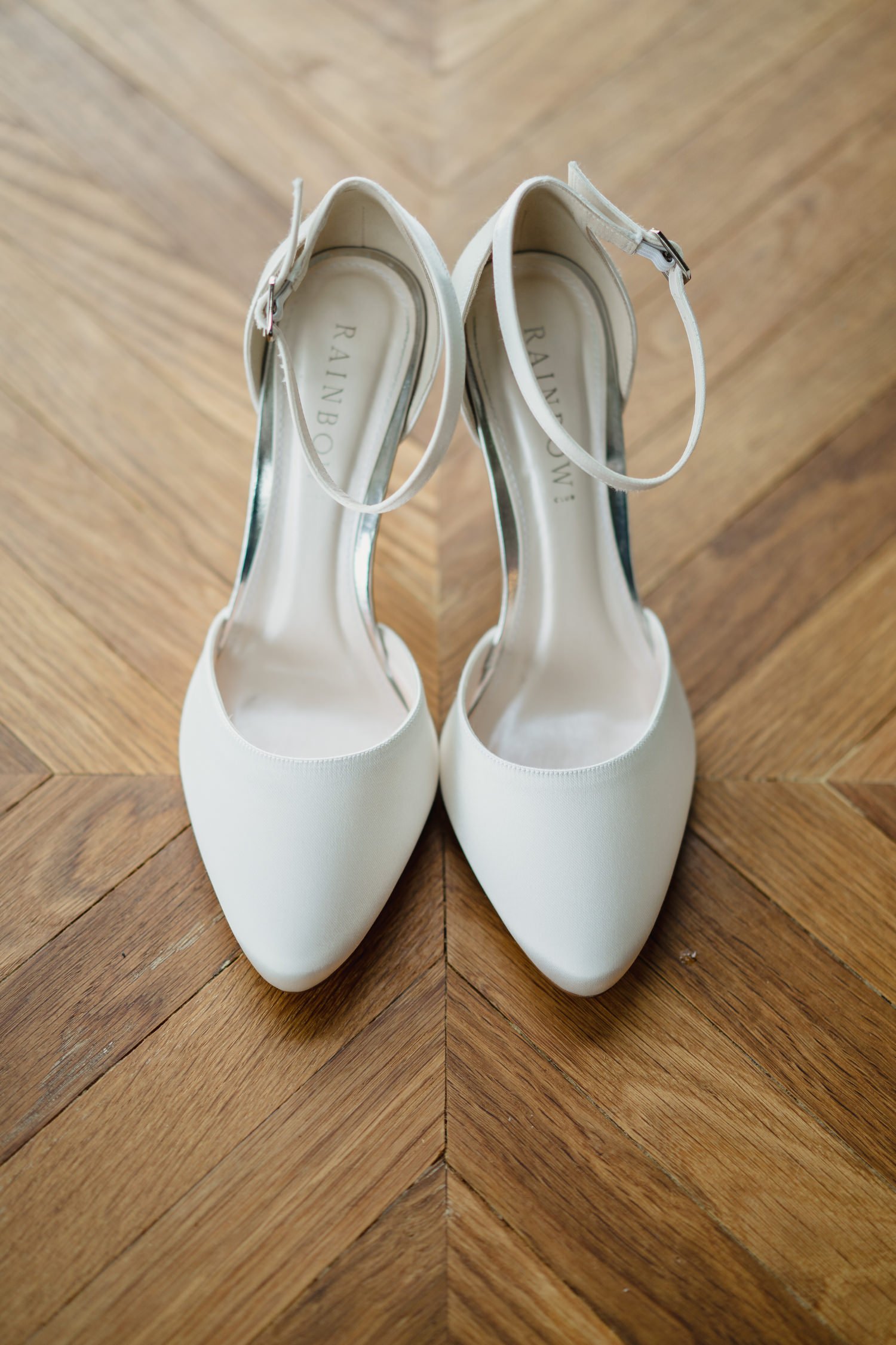  Grainne and Joe’s wedding in Solis Lough Eske Castle in Donegal with photos in Biddy’s o’Barnes 