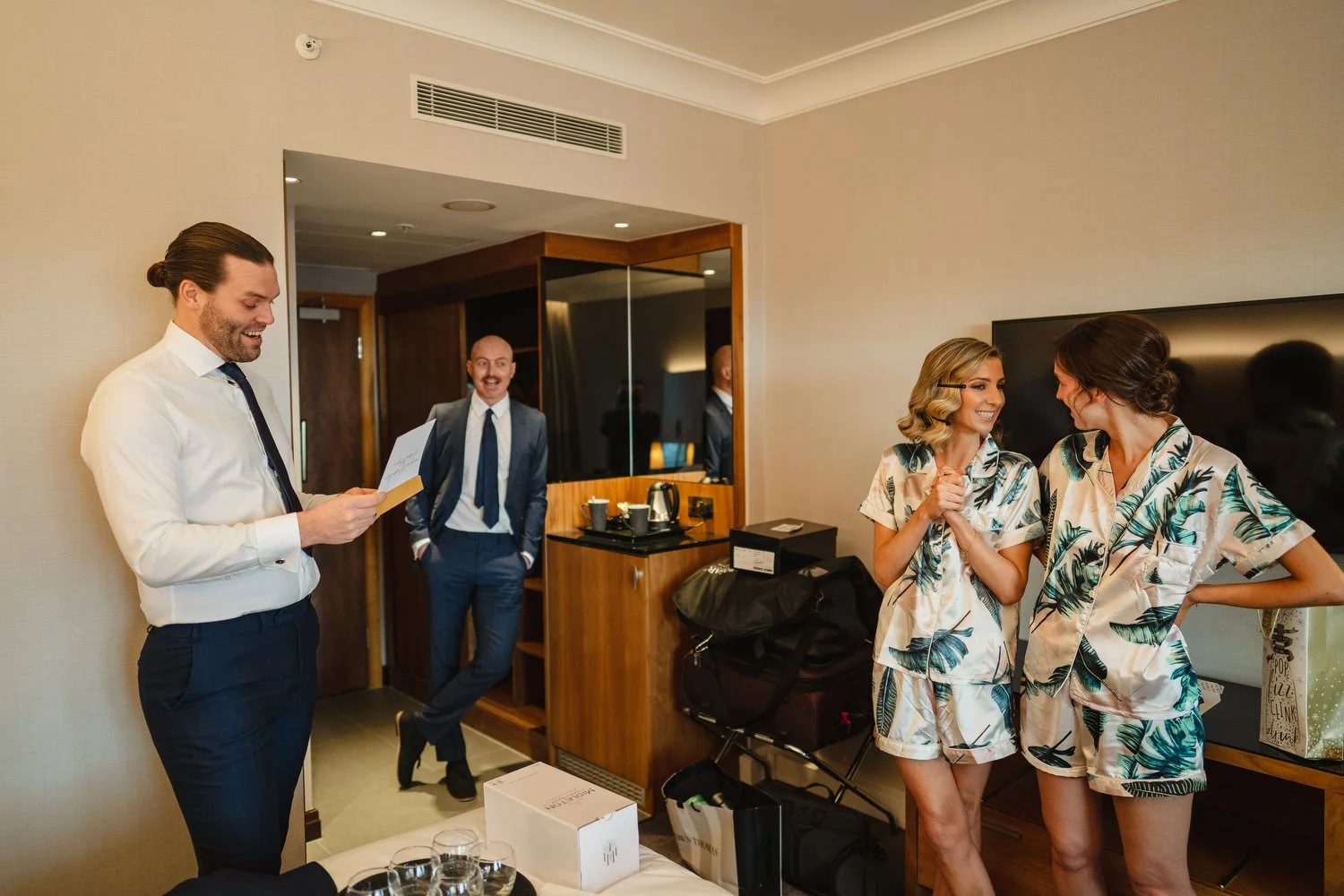  Laura and Matthews wedding in the Muddler’s Club restaurant in Belfast’s Cathedral Quarter. The couple got ready in the Hilton hotel before heading to St.Malachy’s church for their ceremony. Afterwards, we took photos around Cathedral Quarter before