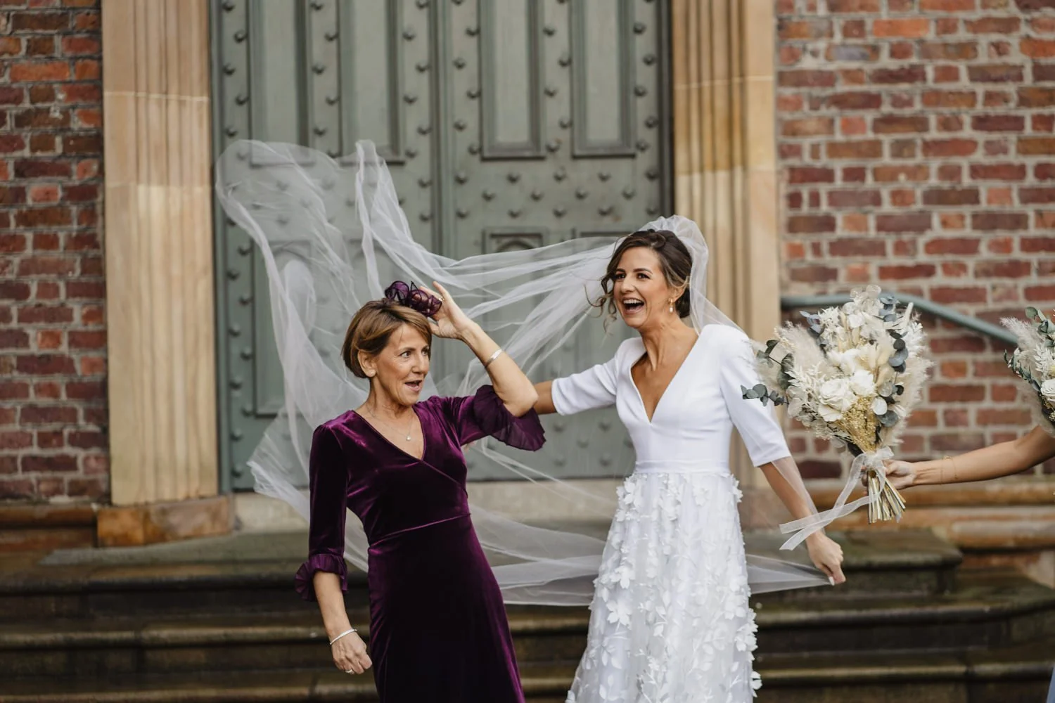  Laura and Matthews wedding in the Muddler’s Club restaurant in Belfast’s Cathedral Quarter. The couple got ready in the Hilton hotel before heading to St.Malachy’s church for their ceremony. Afterwards, we took photos around Cathedral Quarter before