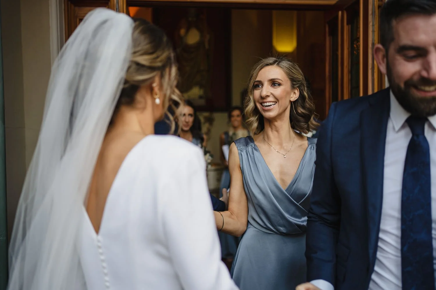  Laura and Matthews wedding in the Muddler’s Club restaurant in Belfast’s Cathedral Quarter. The couple got ready in the Hilton hotel before heading to St.Malachy’s church for their ceremony. Afterwards, we took photos around Cathedral Quarter before