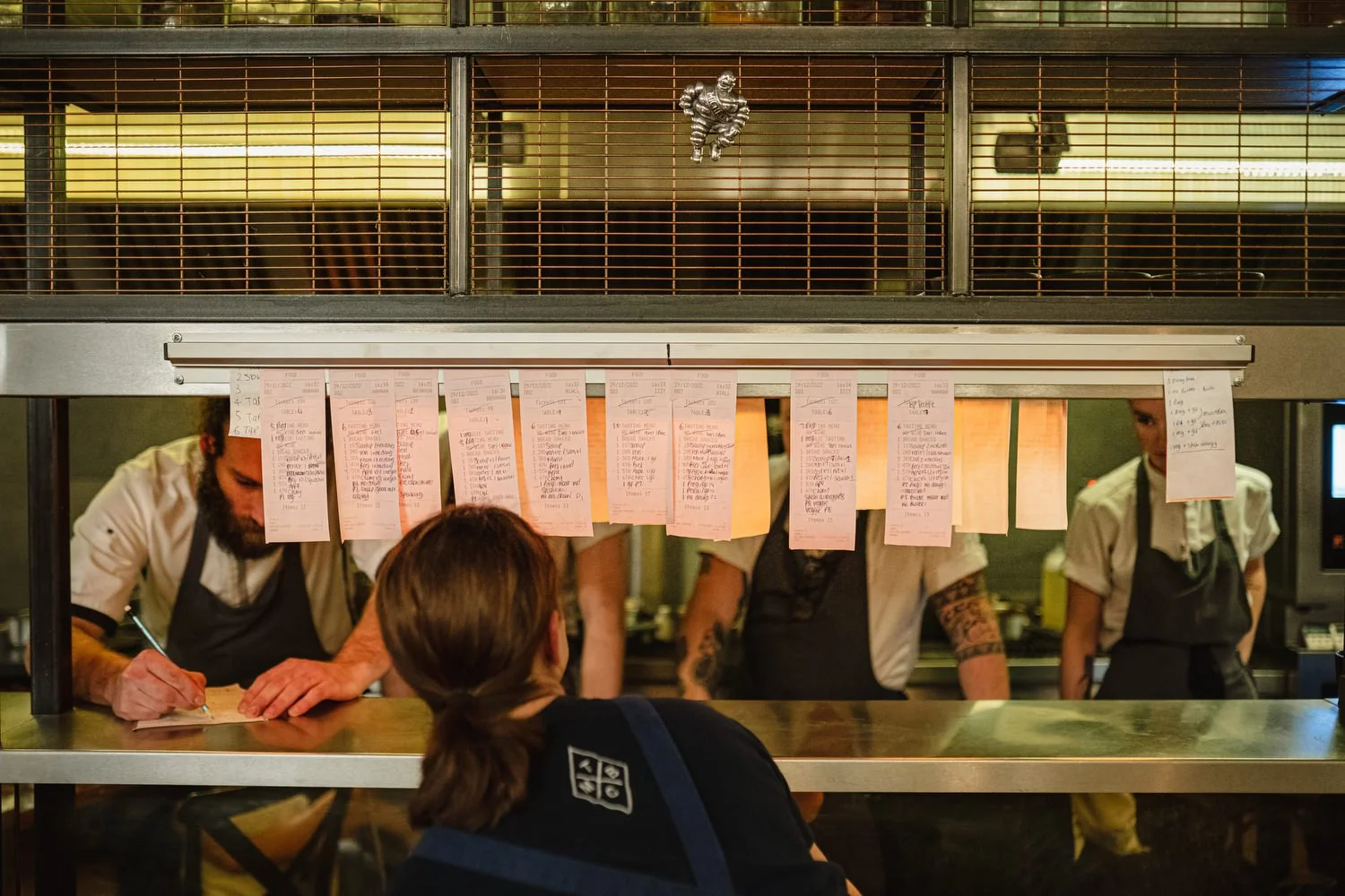  Laura and Matthews wedding in the Muddler’s Club restaurant in Belfast’s Cathedral Quarter. The couple got ready in the Hilton hotel before heading to St.Malachy’s church for their ceremony. Afterwards, we took photos around Cathedral Quarter before