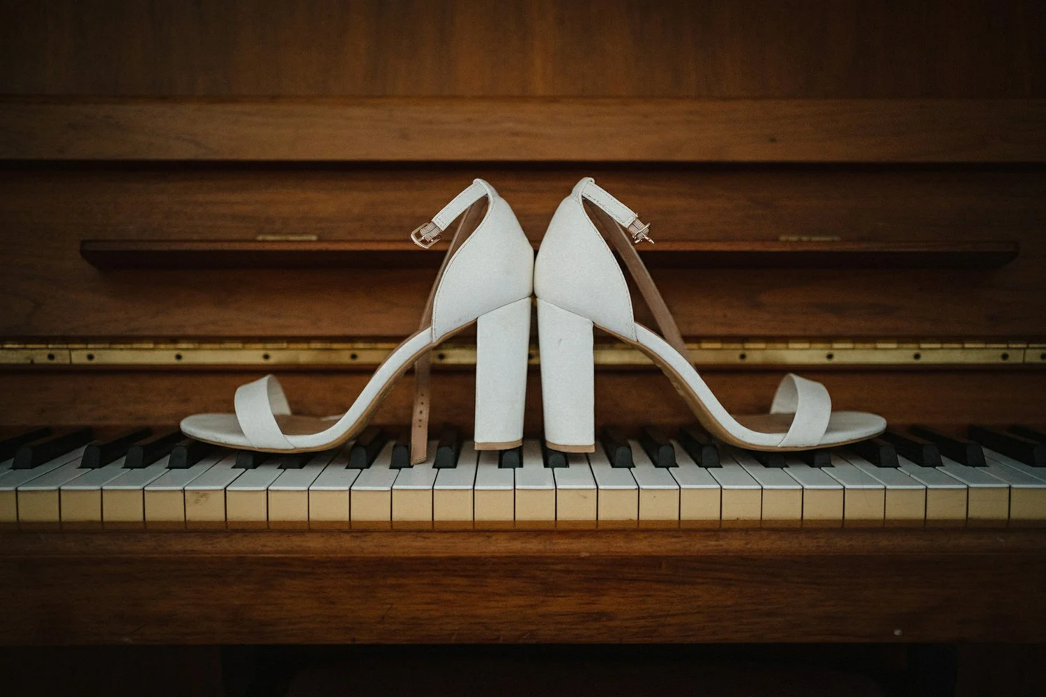 The Dark Horse Belfast Pub Wedding 0005.JPG