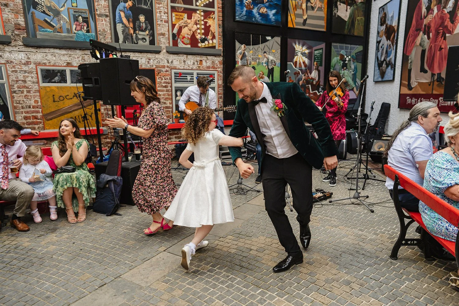 The Dark Horse Belfast Pub Wedding 0187.JPG