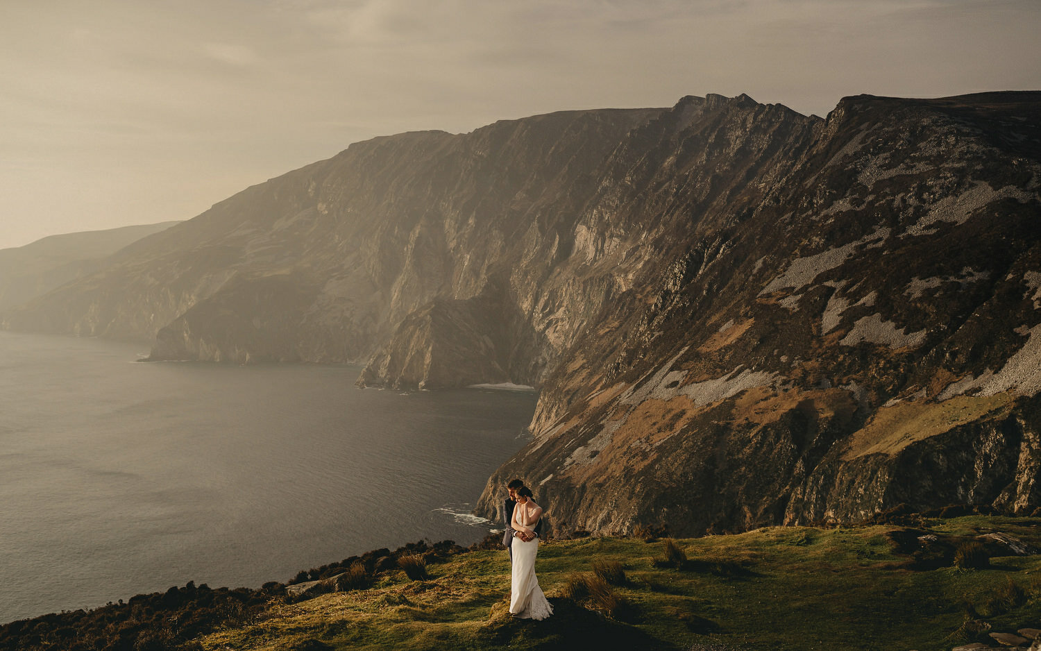  Best Wedding Photographers, Belfast, Nothern Ireland. 