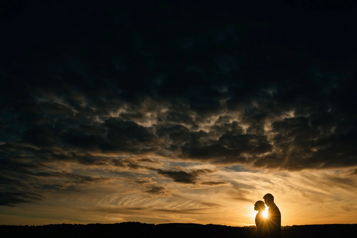  Bordeaux English Speaking Wedding Photographers 