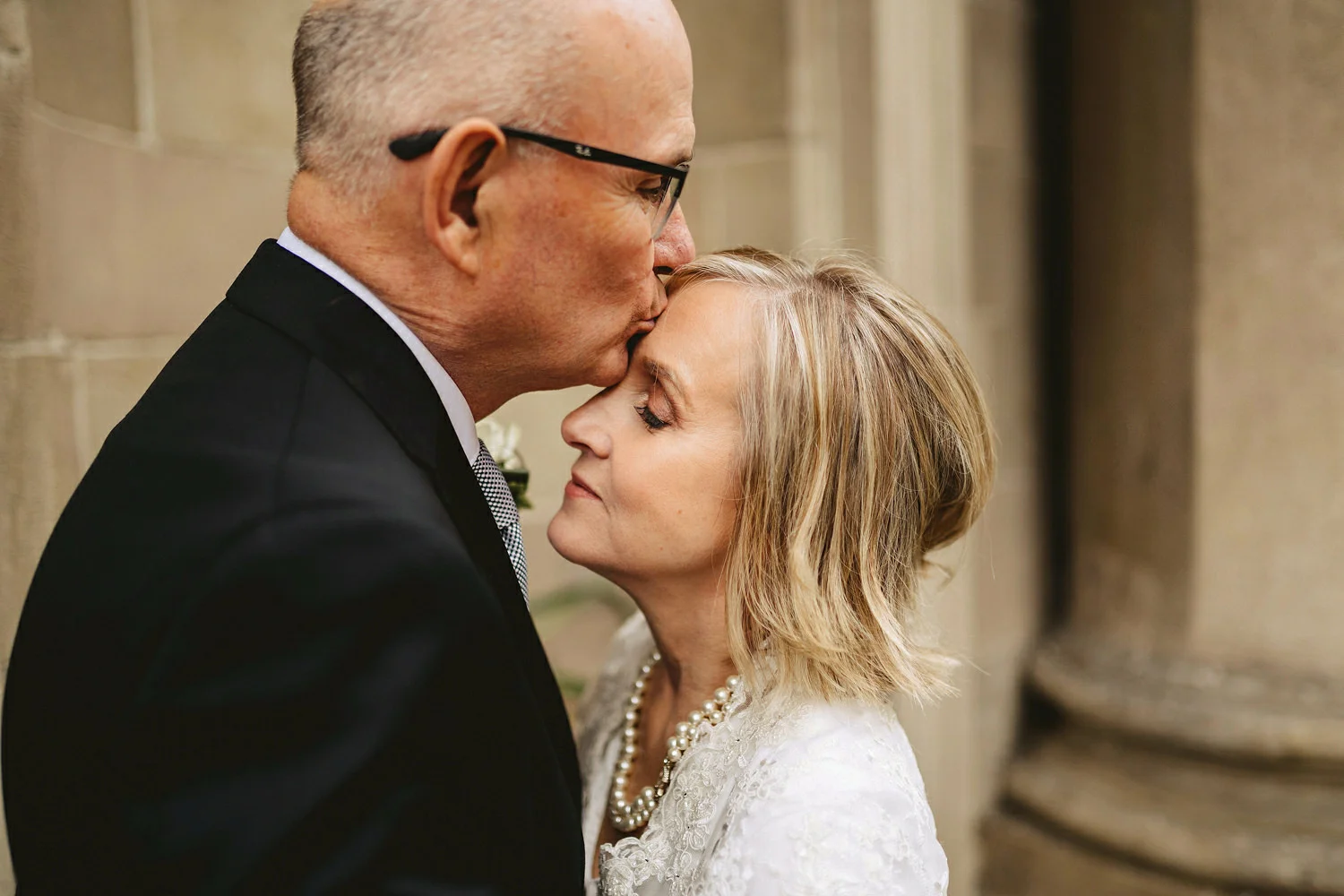  Some of the best wedding photographs in the world. The best Wedding photos in the europe 2018. The best wedding photos in Ireland. Sony wedding photos. Sony a7iii wedding camera. 