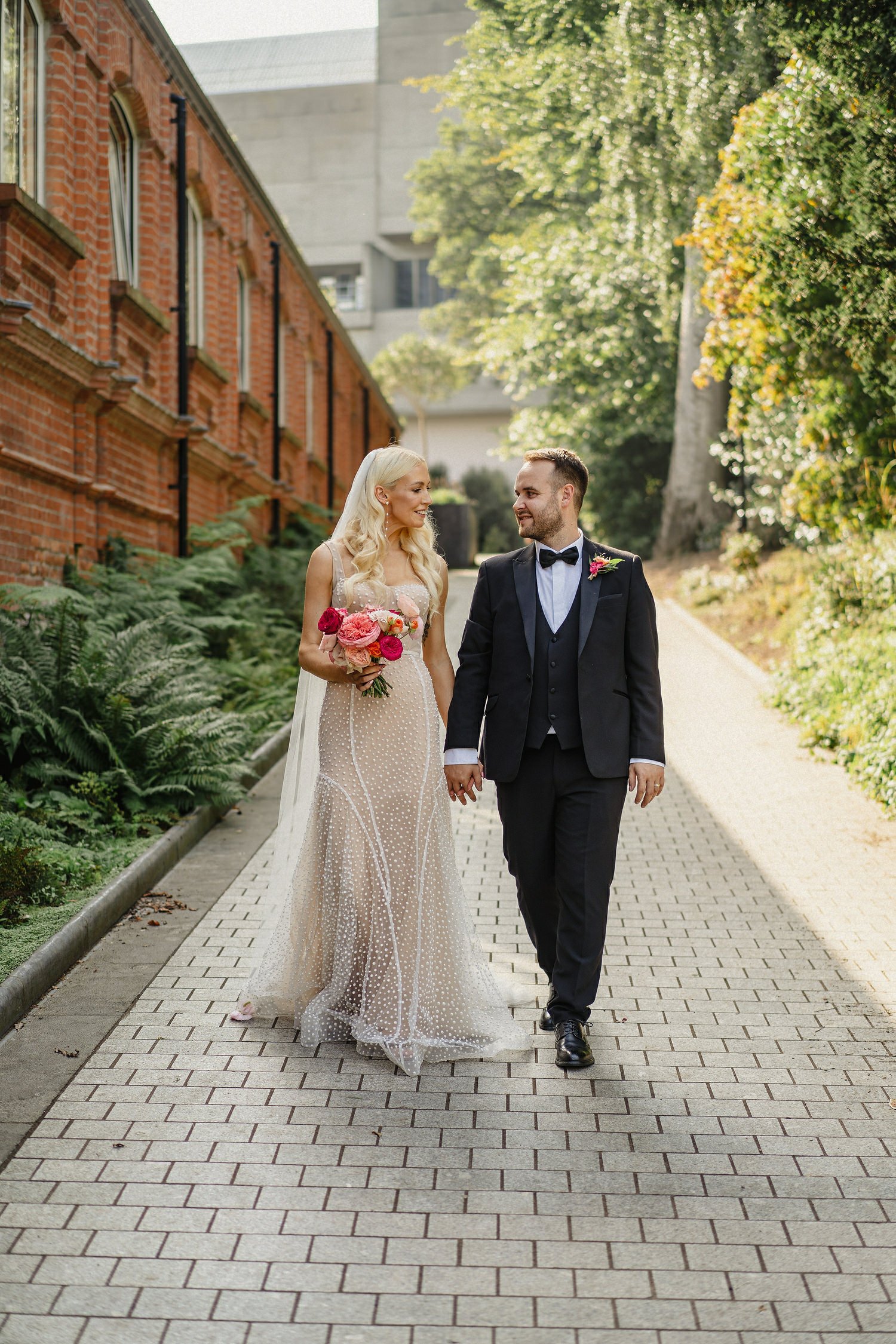 Cafe Parisien Belfast Wedding photos 077.JPG