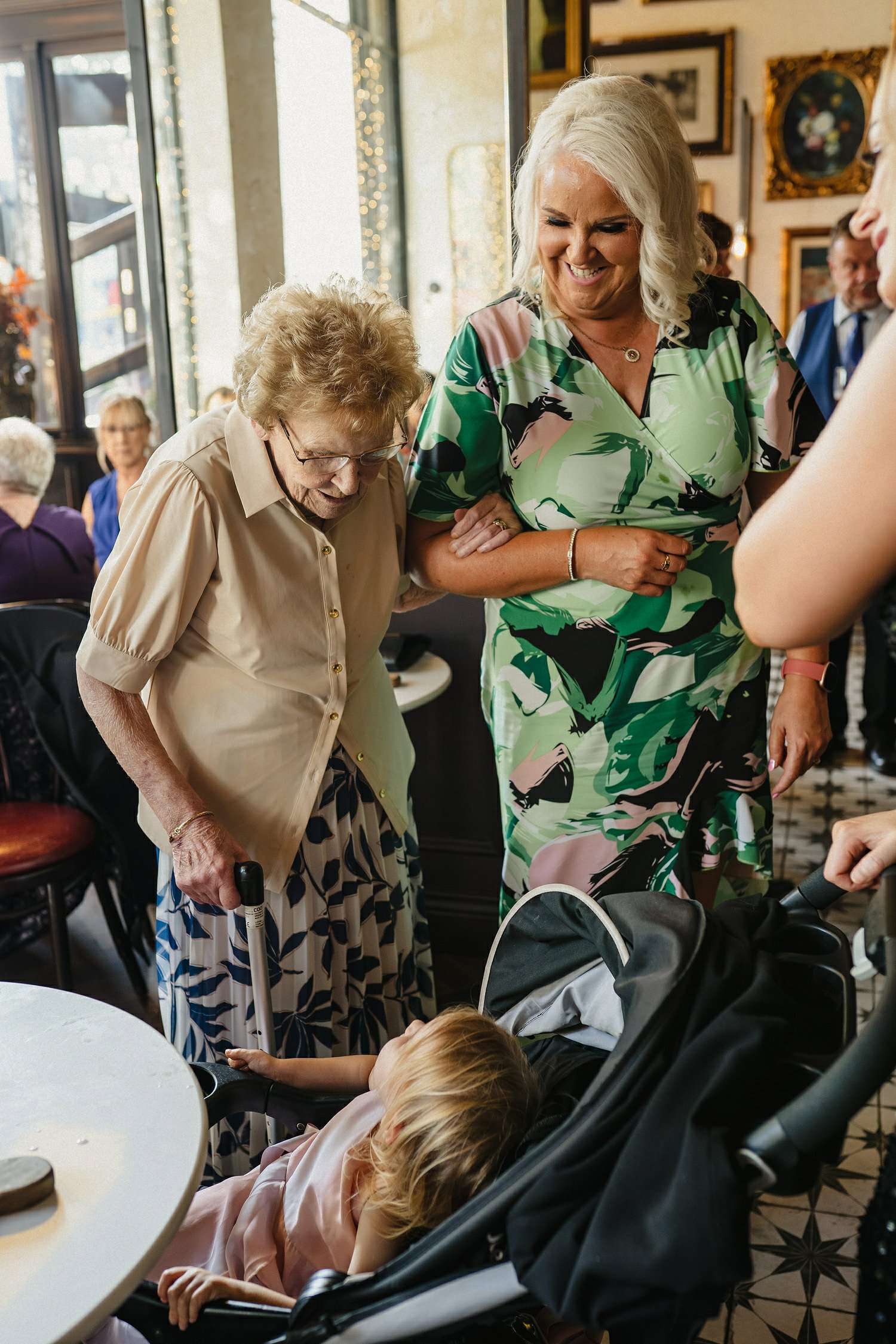 Cafe Parisien Belfast Wedding photos 105.JPG