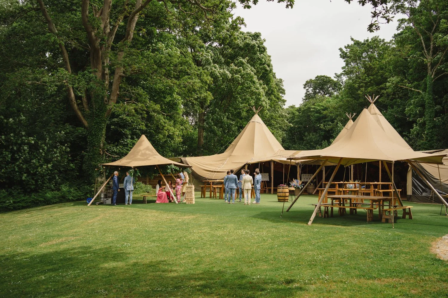 Finnebrogue Woods Wedding - Katie and James 021.JPG