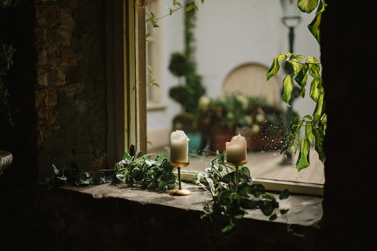 Galgorm Wedding Photos - Emma-Rose and Ambrish 026.JPG