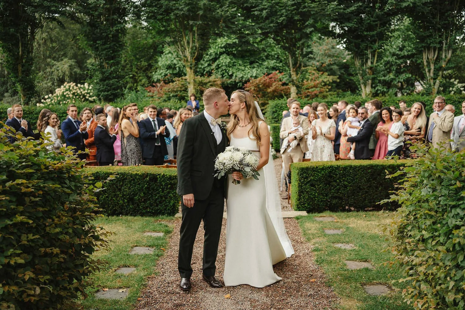Larchfield Wedding Photos - Susie and Aaron 0029.JPG