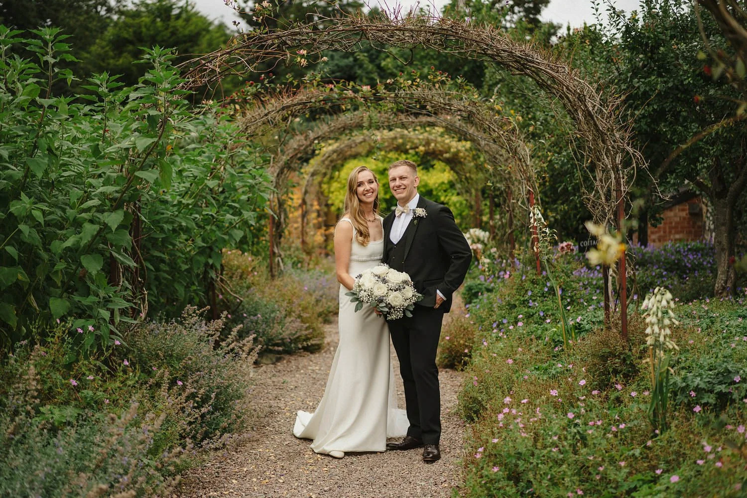 Larchfield Wedding Photos - Susie and Aaron 0053.JPG