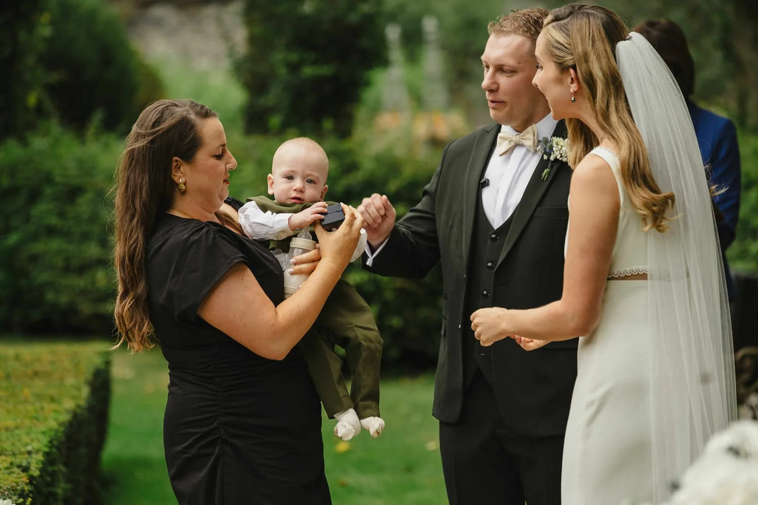 Larchfield Wedding Photos - Susie and Aaron 0022.JPG