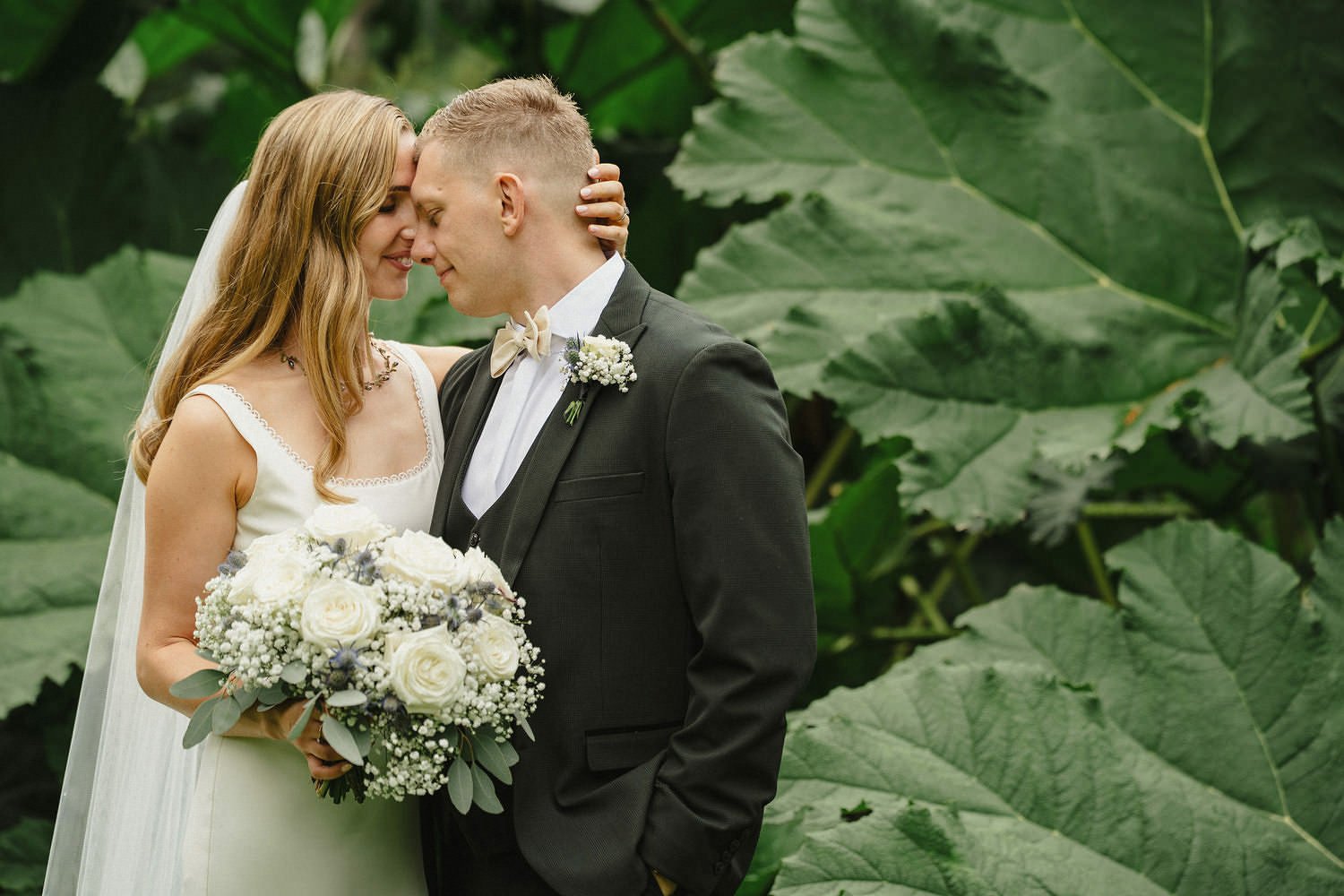 Larchfield Wedding Photos - Susie and Aaron 0047.JPG