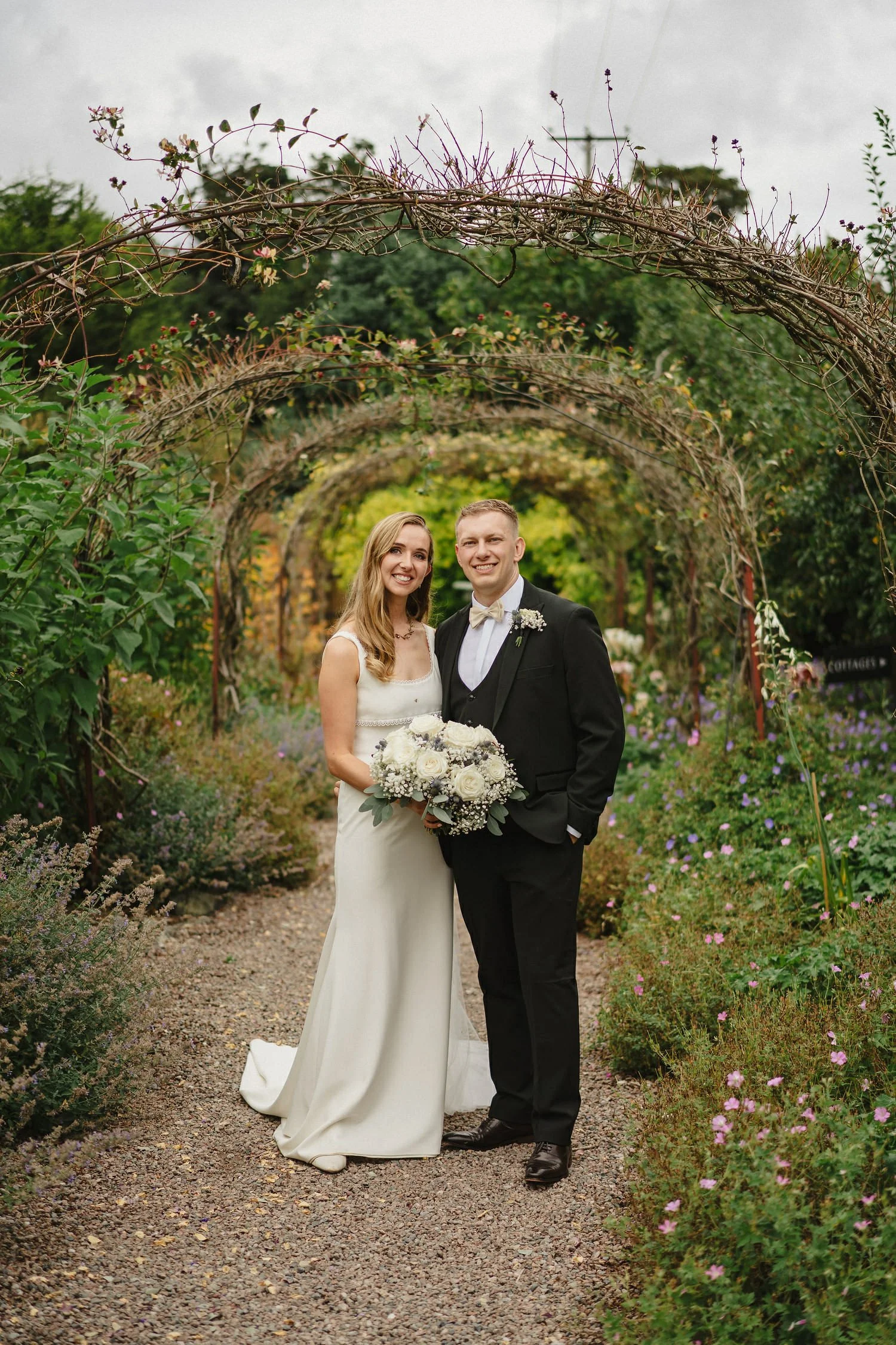 Larchfield Wedding Photos - Susie and Aaron 0009.JPG