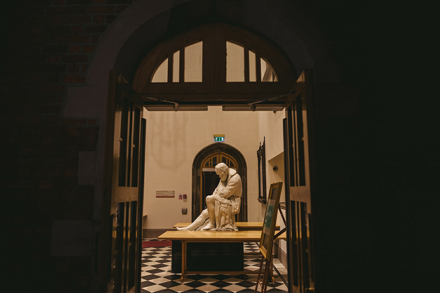 Queen's University Great Hall Wedding Photos 1003.JPG