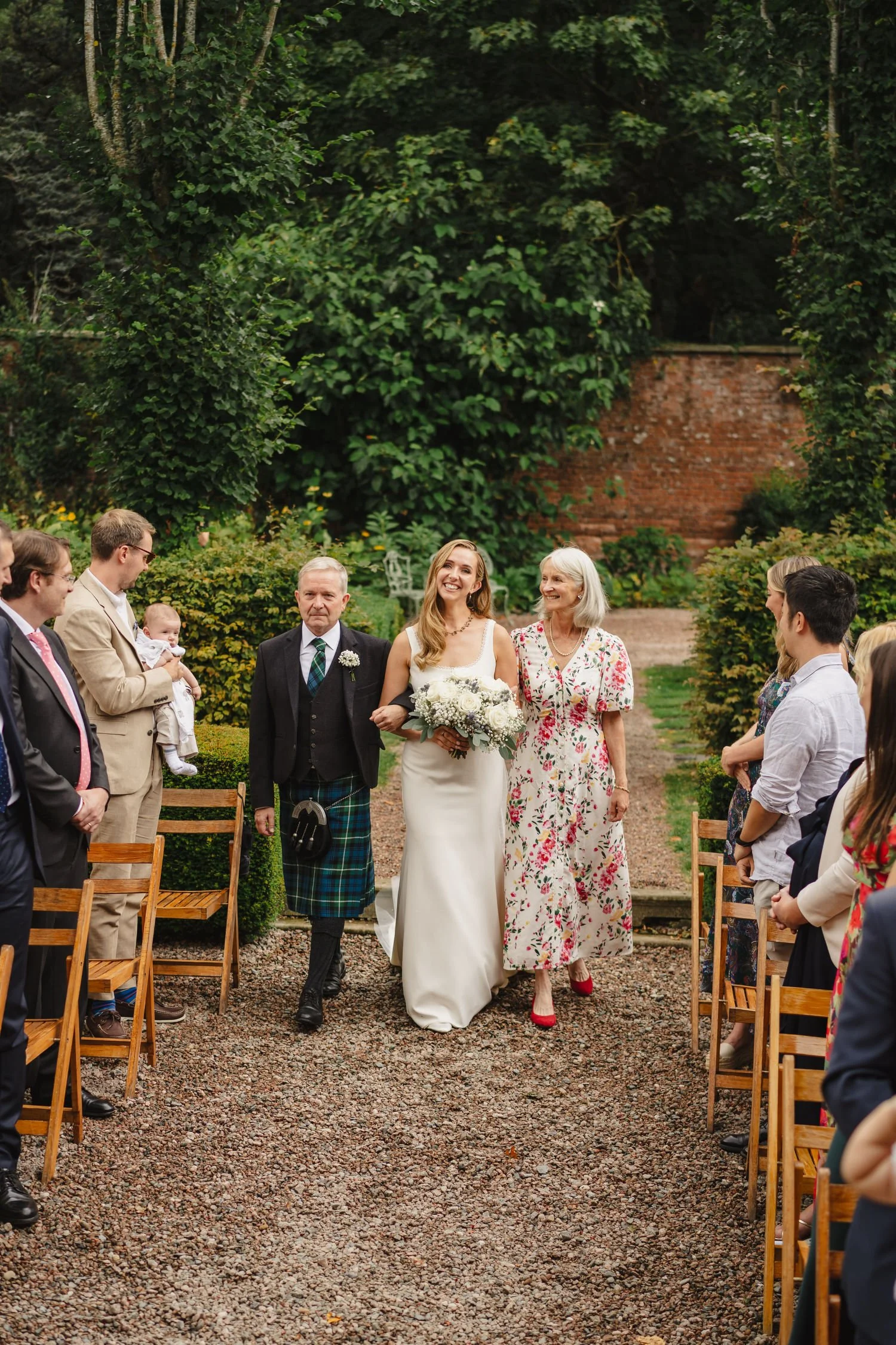 Aaron and Susie Larchfield Estate Wedding 059.JPG