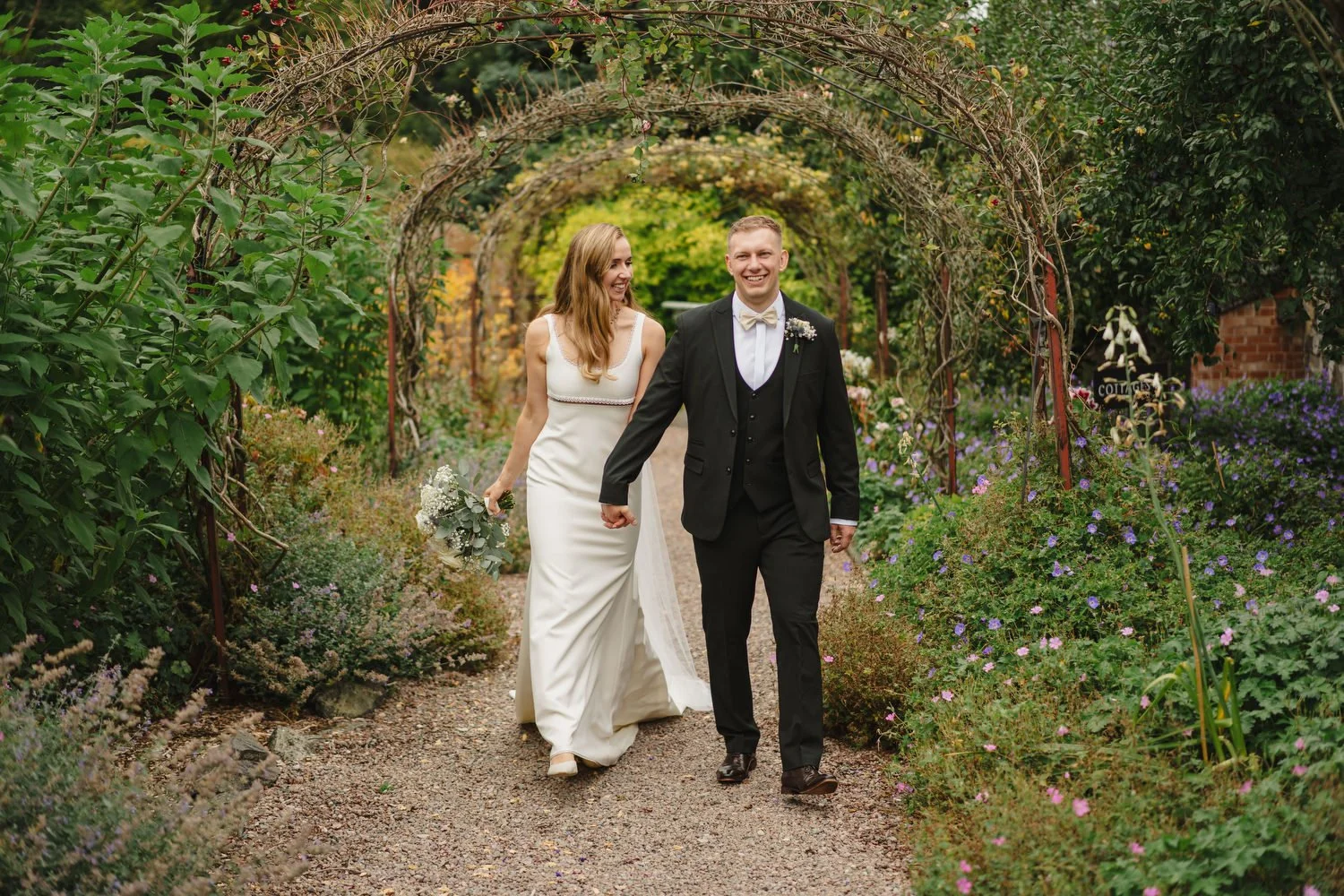 Aaron and Susie Larchfield Estate Wedding 127.JPG