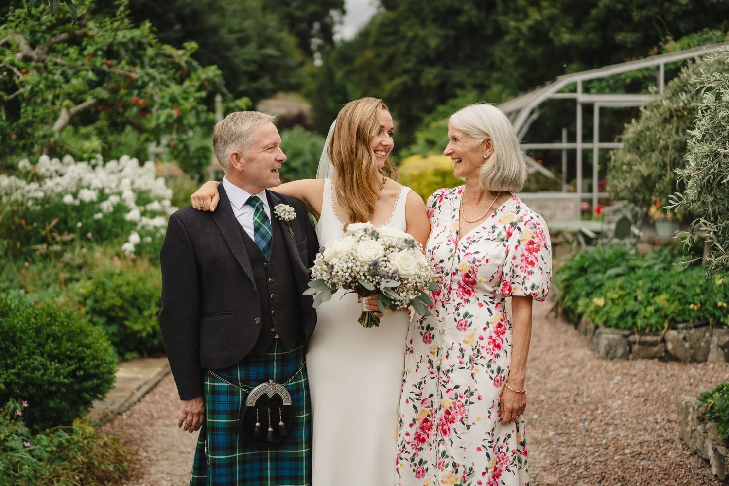 Aaron and Susie Larchfield Estate Wedding 053.JPG