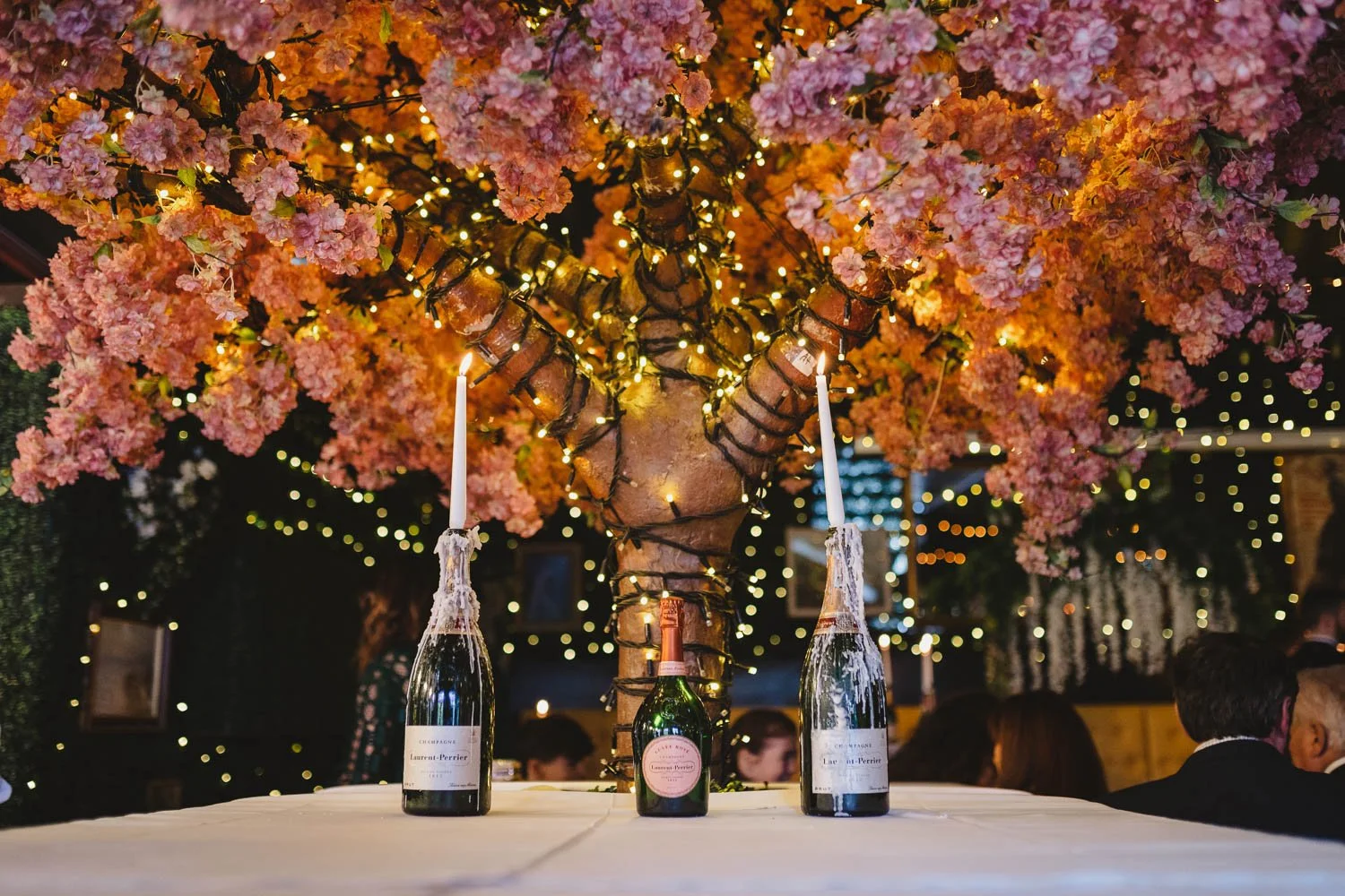  Louise and Peter’s gorgeous wedding photos in The Treehouse at AMPM. After morning prep in Omagh, we headed to Belfast for their humanist ceremony in AMPM, followed by photos around City Hall in Belfast.  